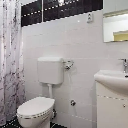 Jan 5 Apartament Pula