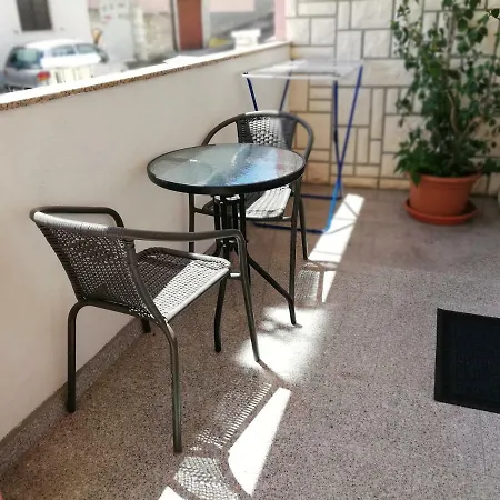 Jan 5 بولا